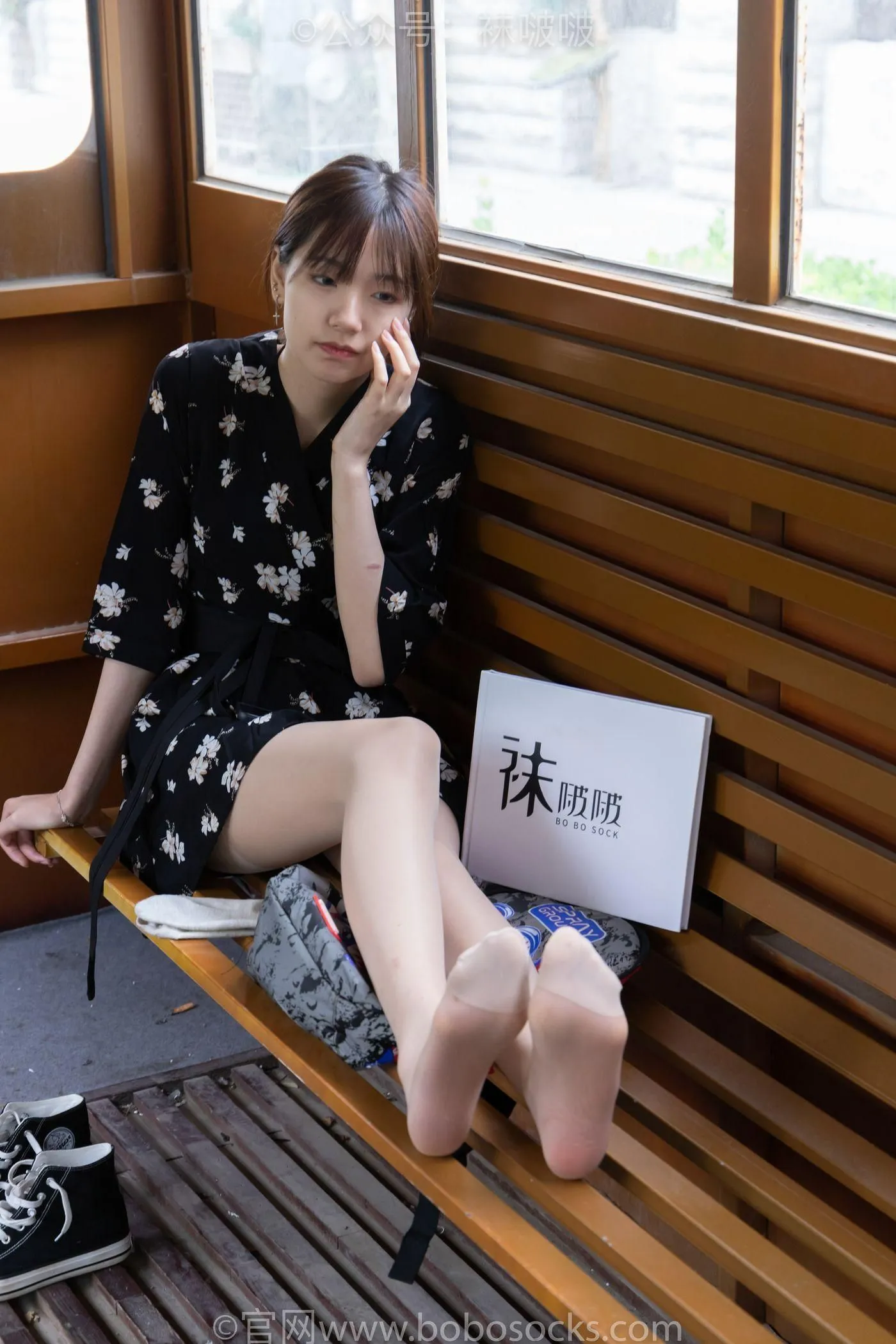 [BoBoSocks袜啵啵]NO.013 小甜豆-匡威帆布鞋、浅灰色短棉袜、肉丝 [132P]插图4